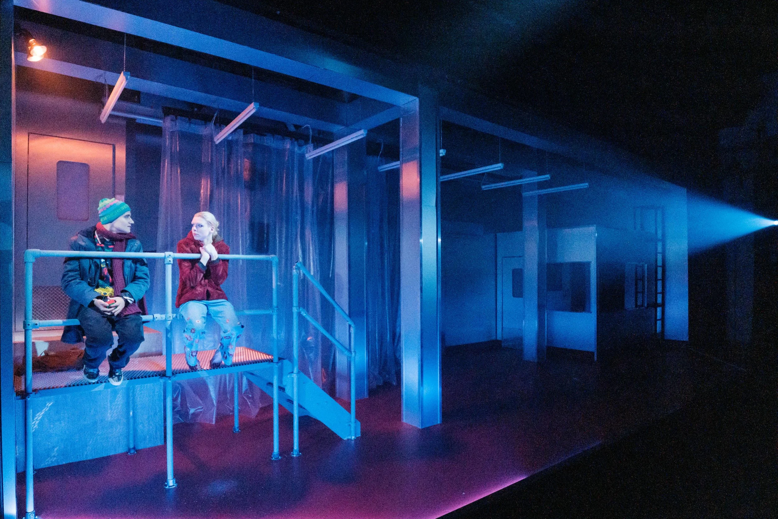 3007 DT22RO 0800 Â© Robert Catto.jpg