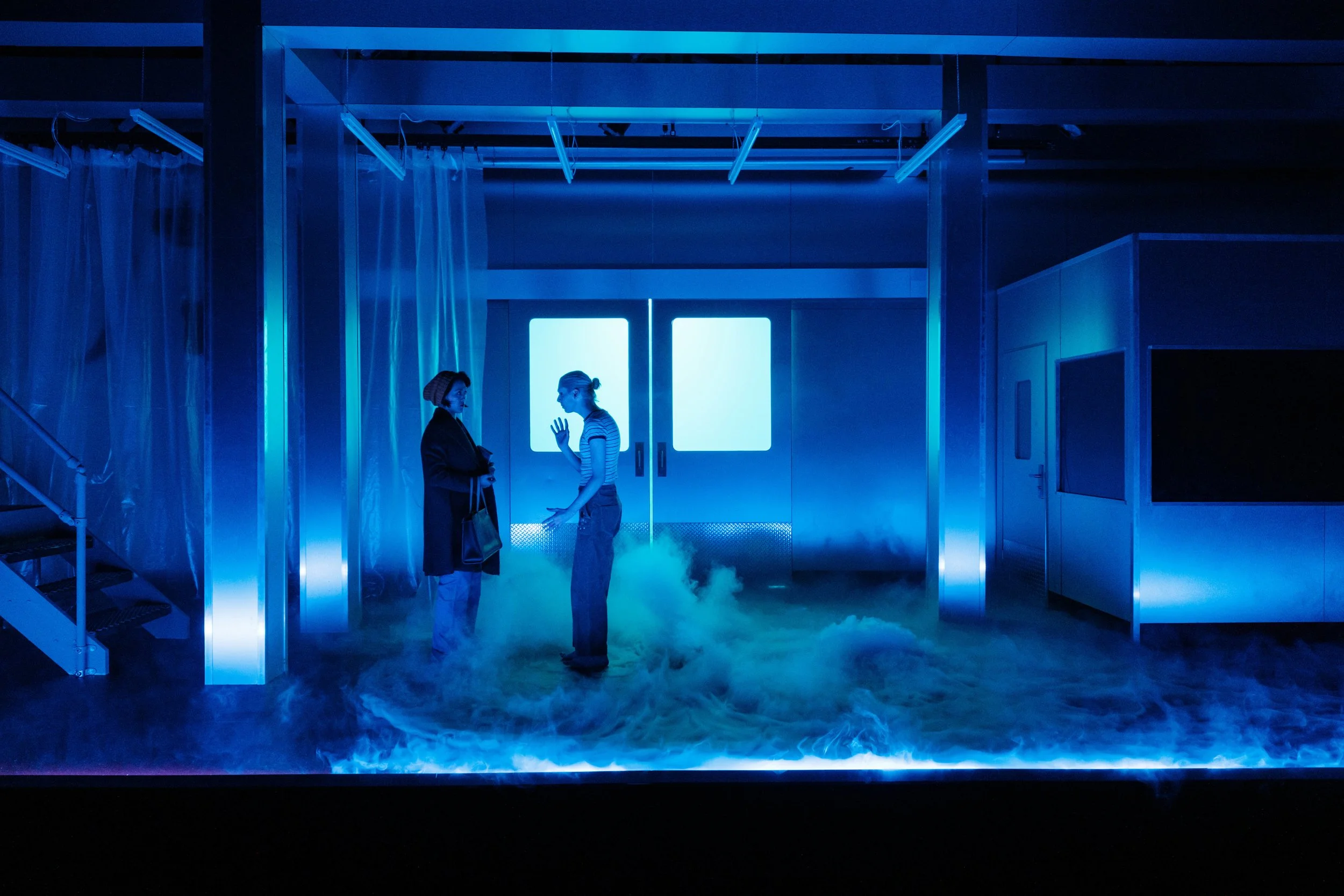 4027 DT22RO 0944 Â© Robert Catto.jpg