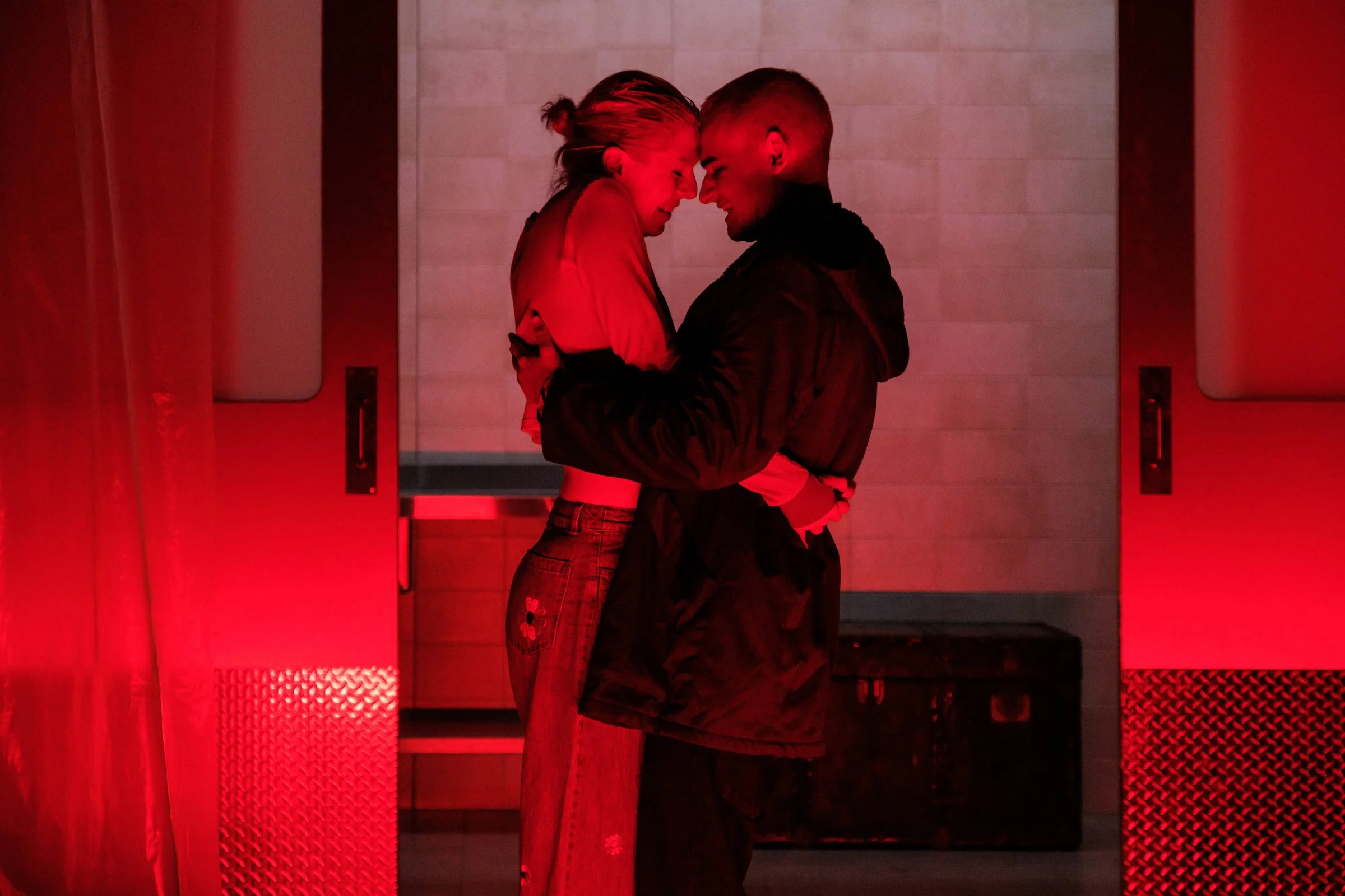 5061 DT22RO 1332 Â© Robert Catto.jpg