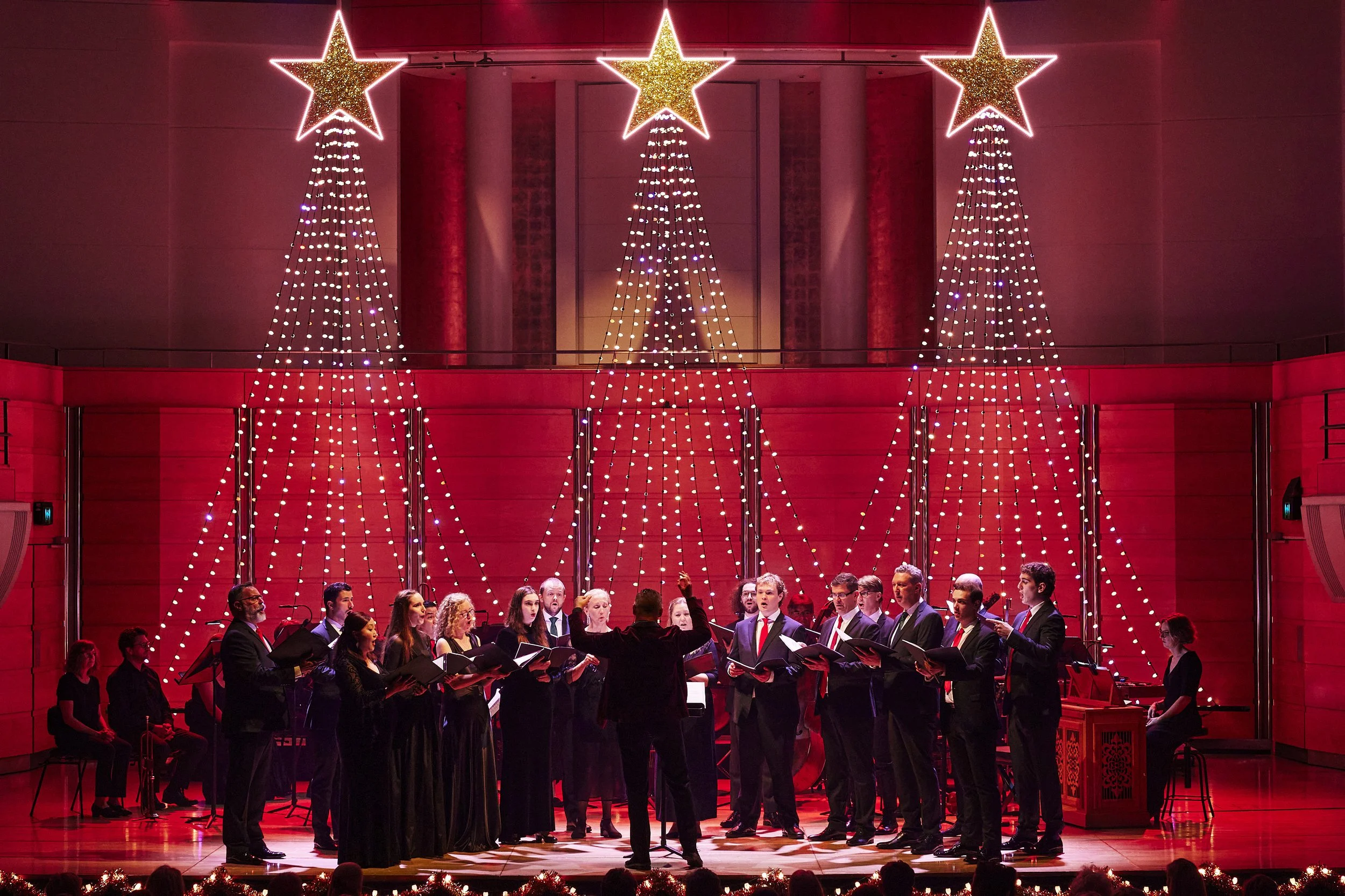 DC6654_0711_ABO Noel performance_foto Keith Saunders.jpg