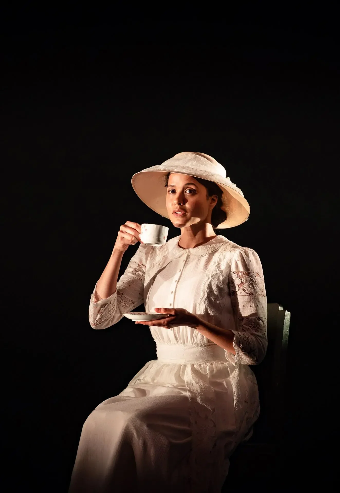 picnic-at-hanging-rock_drama-theatre_credit_daniel-boud_077-1.jpg.webp