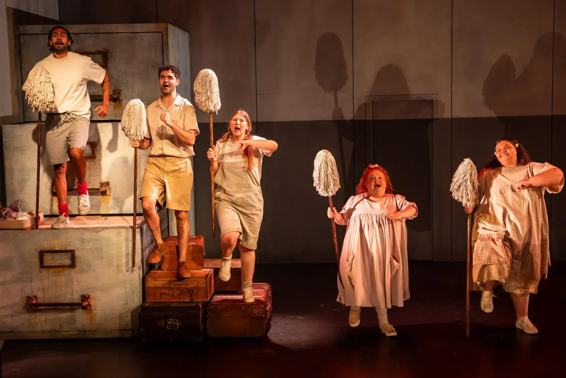 stolen_sydney-theatre-company_credit_daniel-boud_062-1.jpg.webp