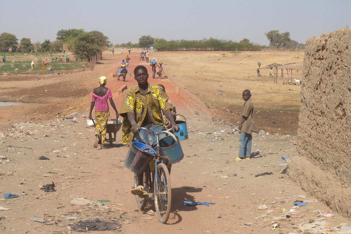 Djennè, la strada per i villaggi