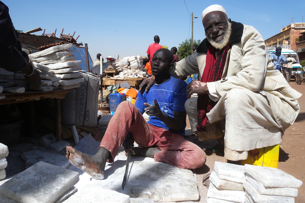 Mopti, mercanti di sale