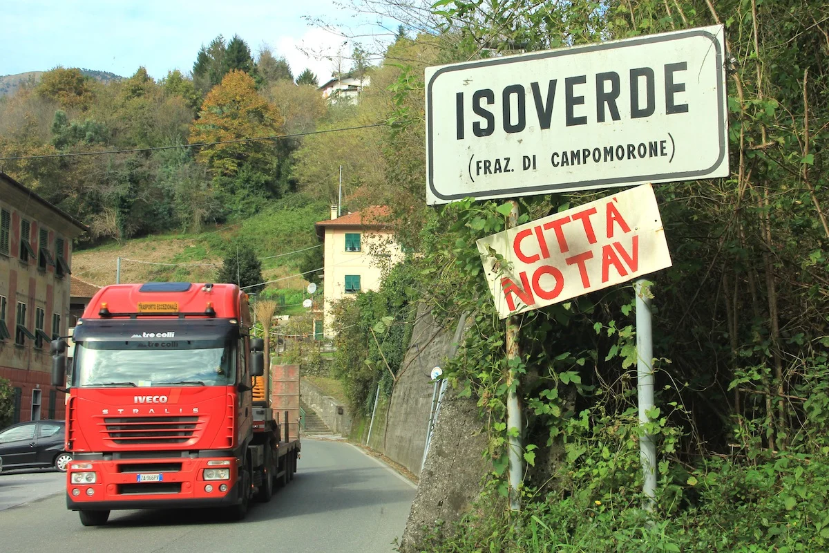 Normal
0


14


false
false
false

IT
JA
X-NONE

 
 
 
 
 
 
 
 
 
 


 
 
 
 
 
 
 
 
 
 
 


 <w:LatentStyles DefLockedState="false" DefUnhideWhenUsed="true"
DefSemiHidden="true" DefQFormat="false" DefPriority="99"
LatentStyleCount="276">…