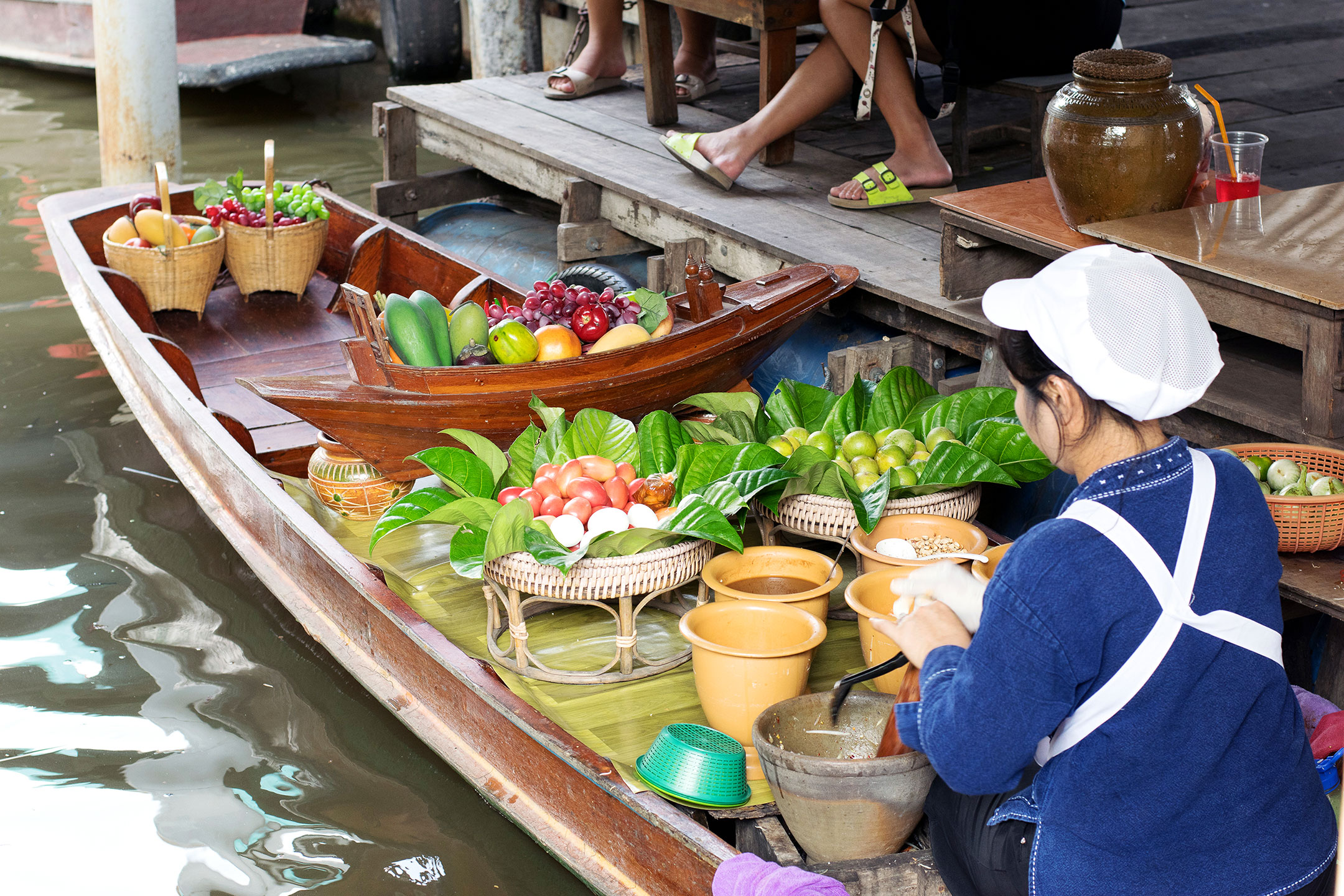 Love the beautiful fruit arrangements on the boats at Taling Chan Floating Market.
