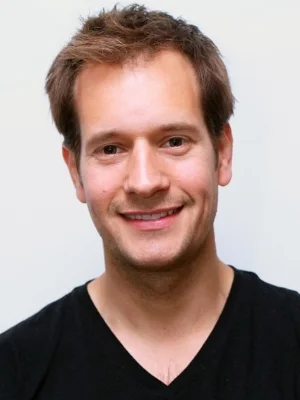 David Wells. Sports Massage Therapist London.