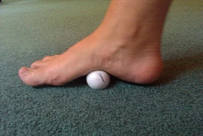Golf ball foot stretching