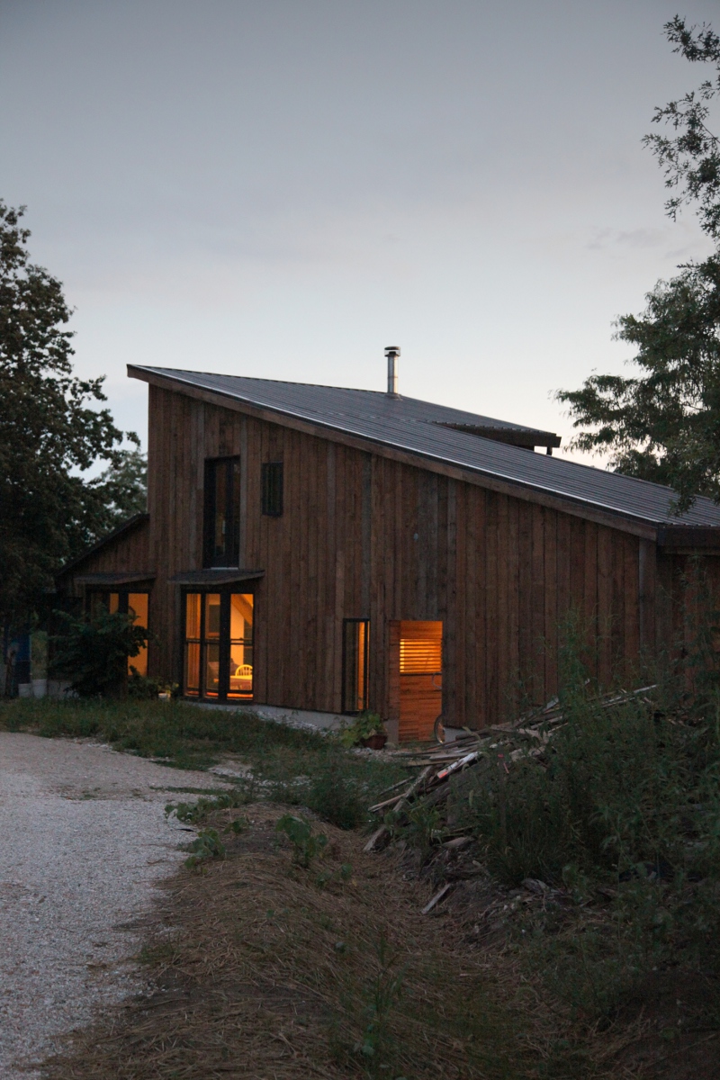 Thistledown by Alex Whitcroft & Jennifer Martin - exterior east dusk.jpg