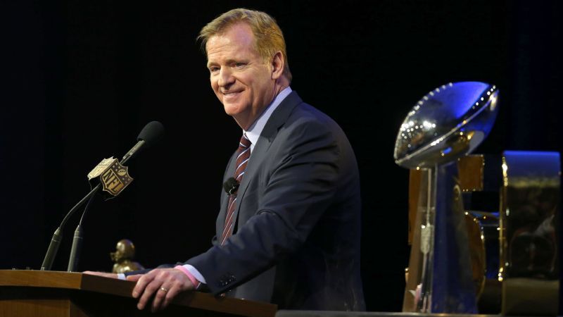 Source: Matthew Emmons / USA TODAY Sports; http://espn.go.com/espnw/voices/article/14723059/goodell-state-nfl-address-lacks-substance