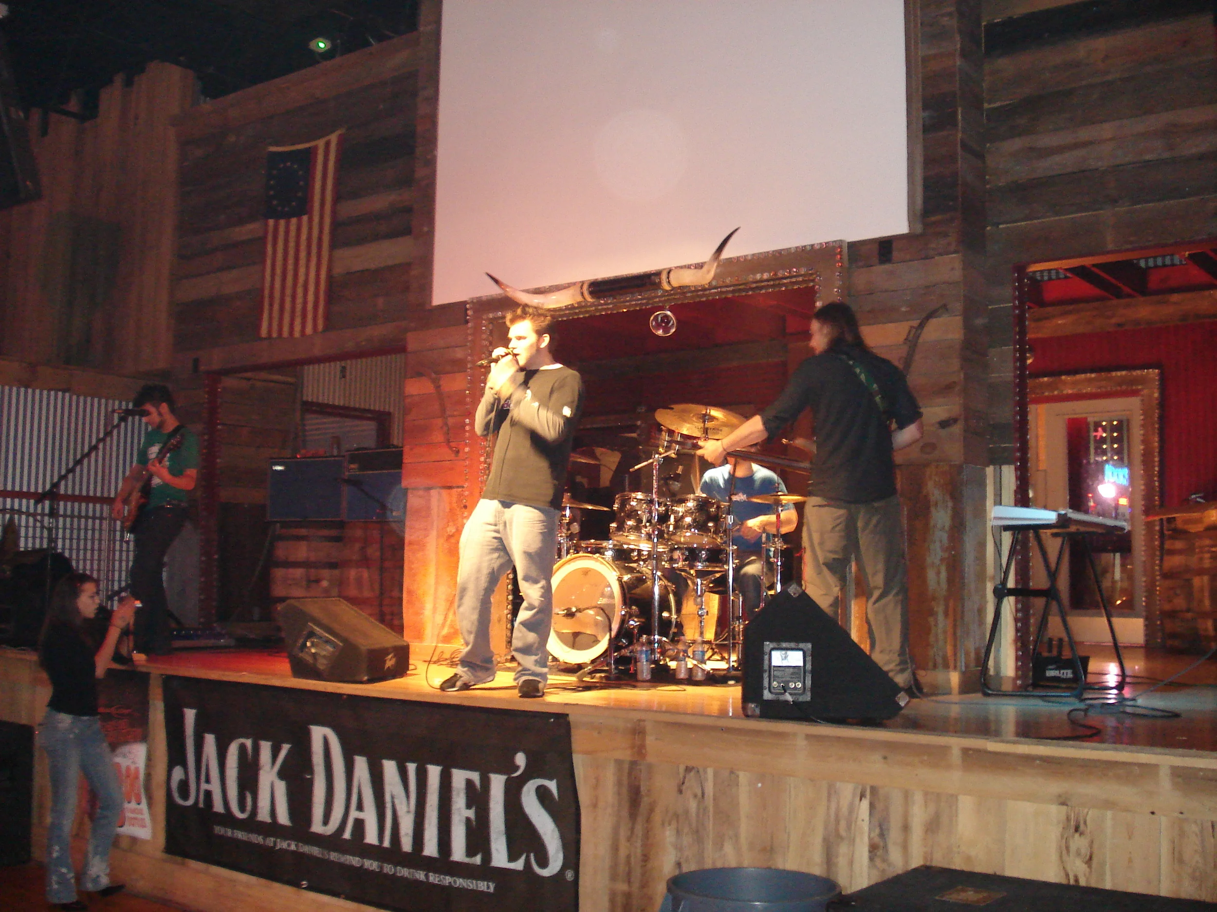 icon and nate gig pics 028.jpg
