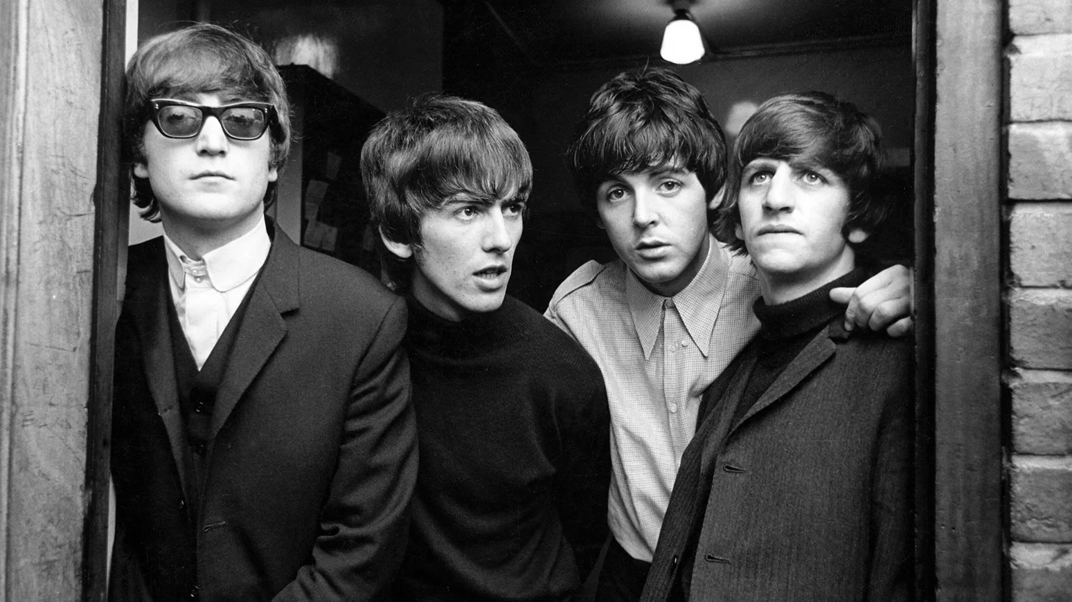 the-beatles-1965-bw-billboard-1548.jpg