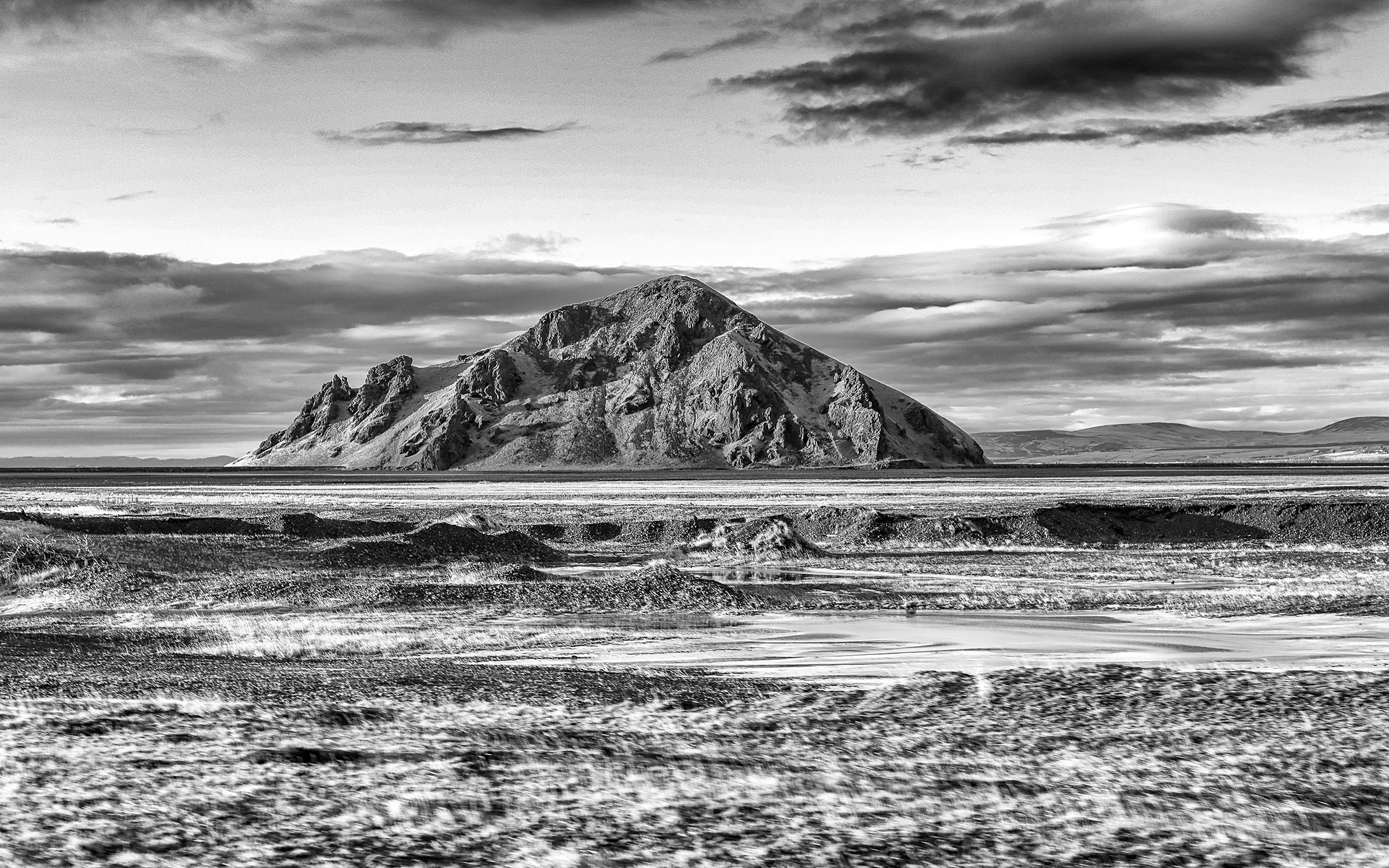 047A6508 bw wlayers framed.jpg