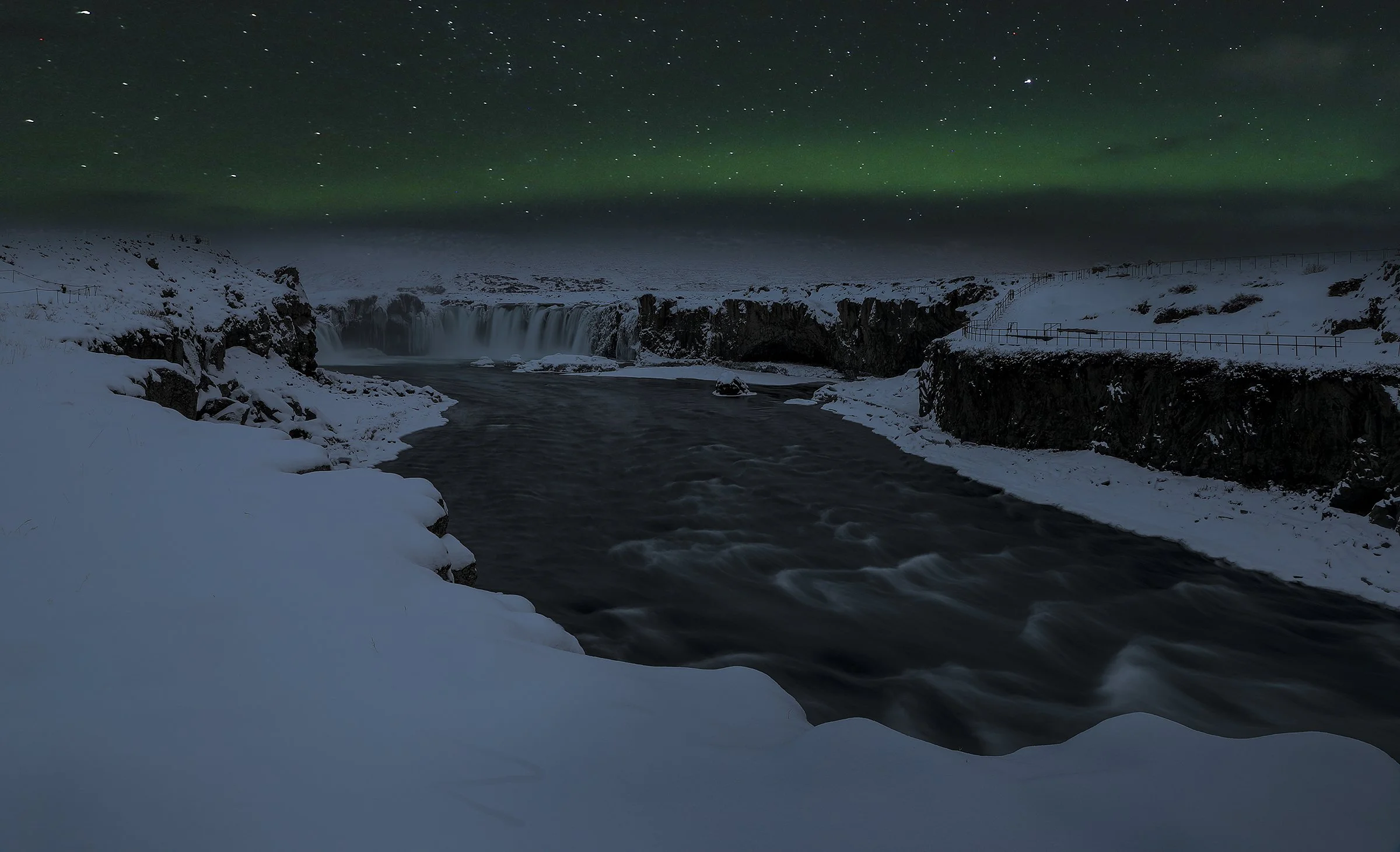 047A0491-2 Aurora wlayers framed.jpg