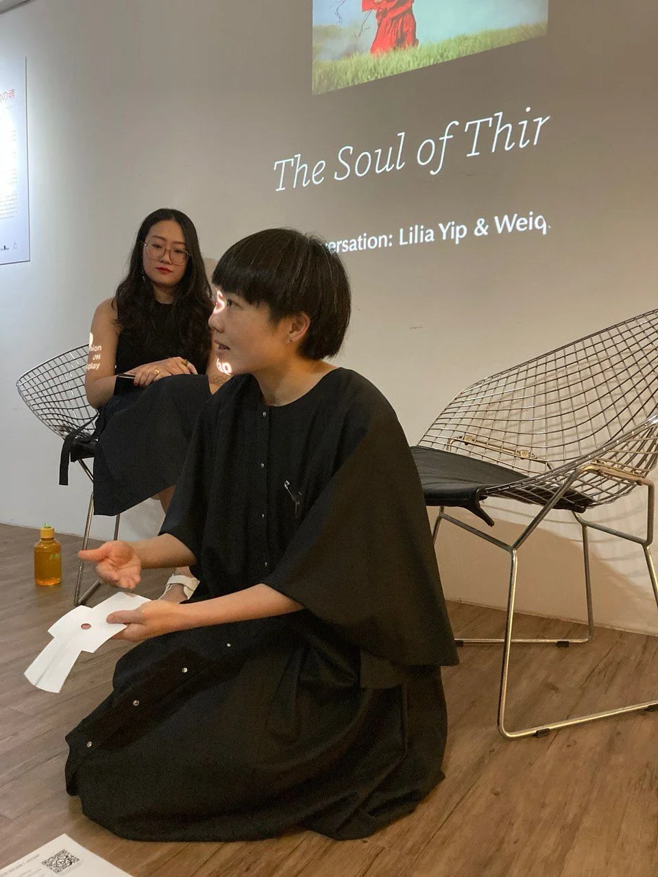  Demonstration of how the Simple I Jacket Paper Prototype is made. 