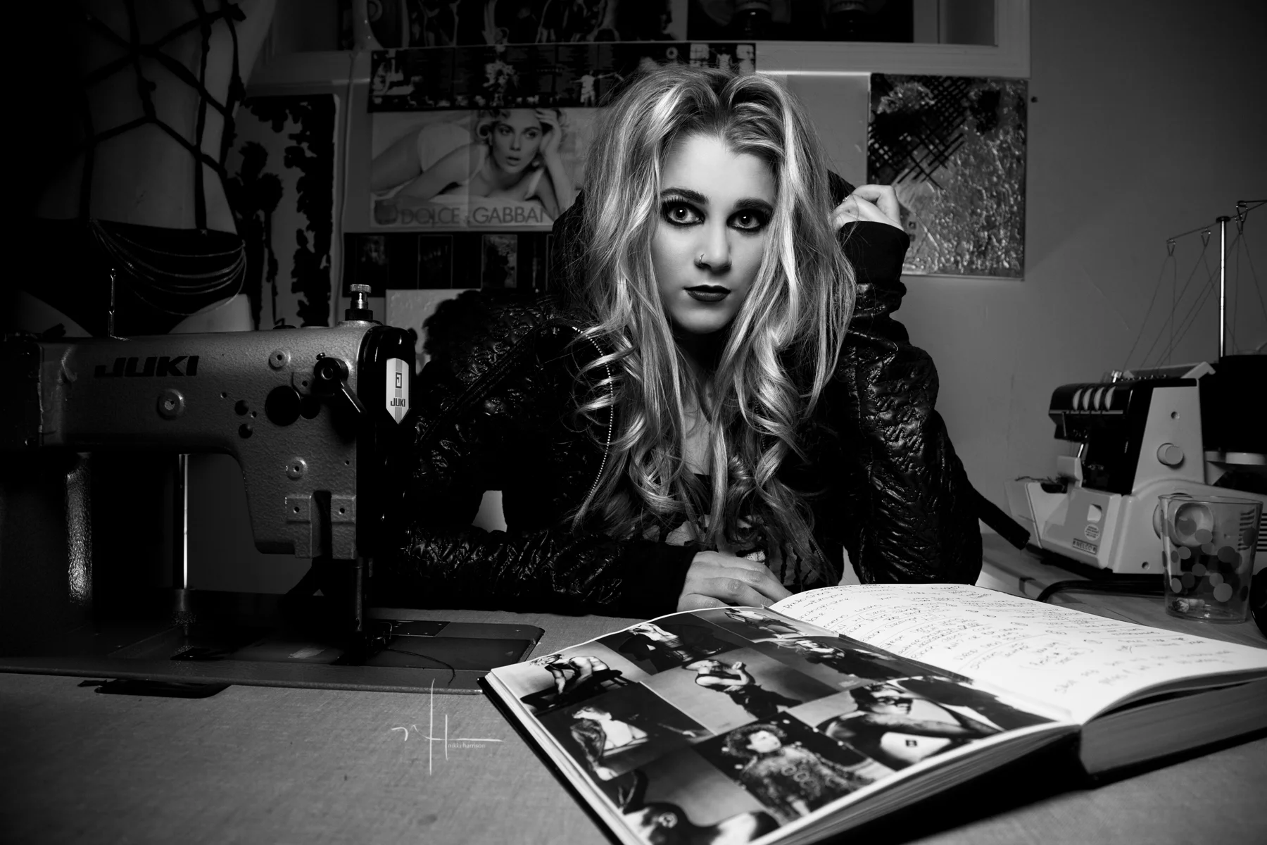 Nicole-19(bw).jpg