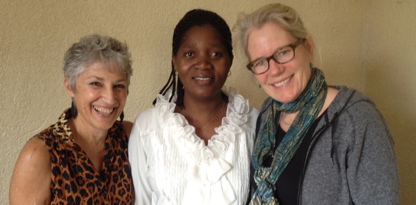 (l-r) ACT for Congo Executive Director Judy Anderson, HOLD-DRC Program Manager Modestine Etoy, and Seattle University Professor Serena Cosgrove.