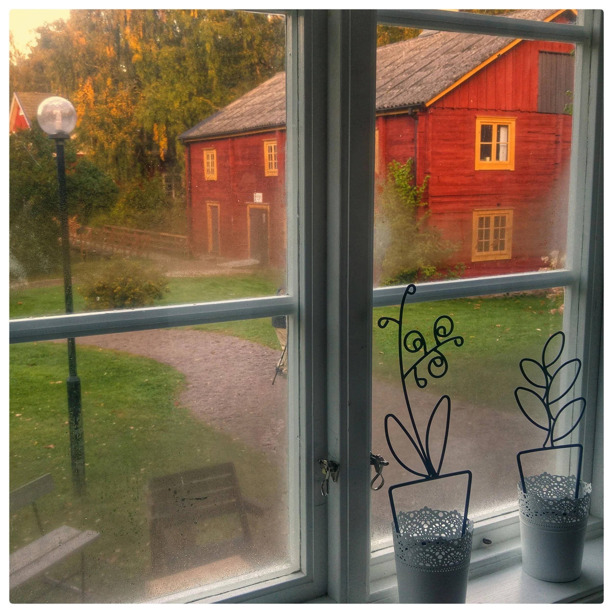 September 18 - Day 262: Morning away from home