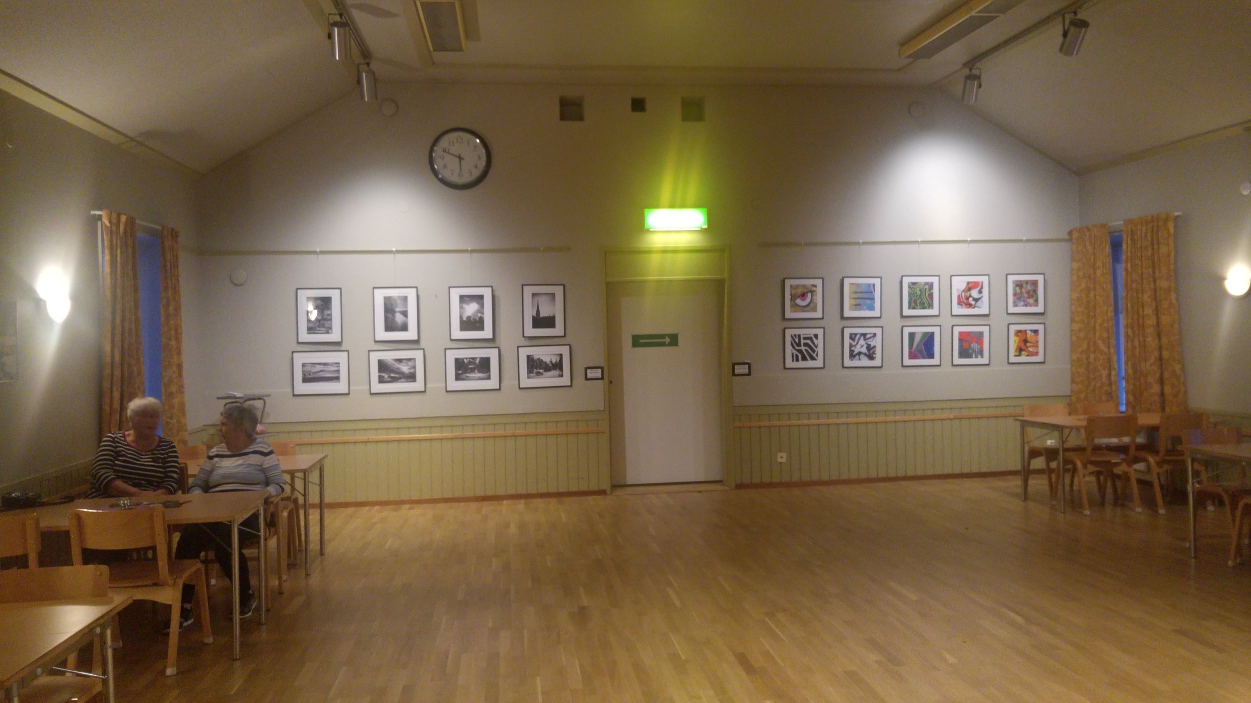 My setup at the Staffanstorp Culture Fest on Friday before any spectators had shown up...apart from two early arrivals.