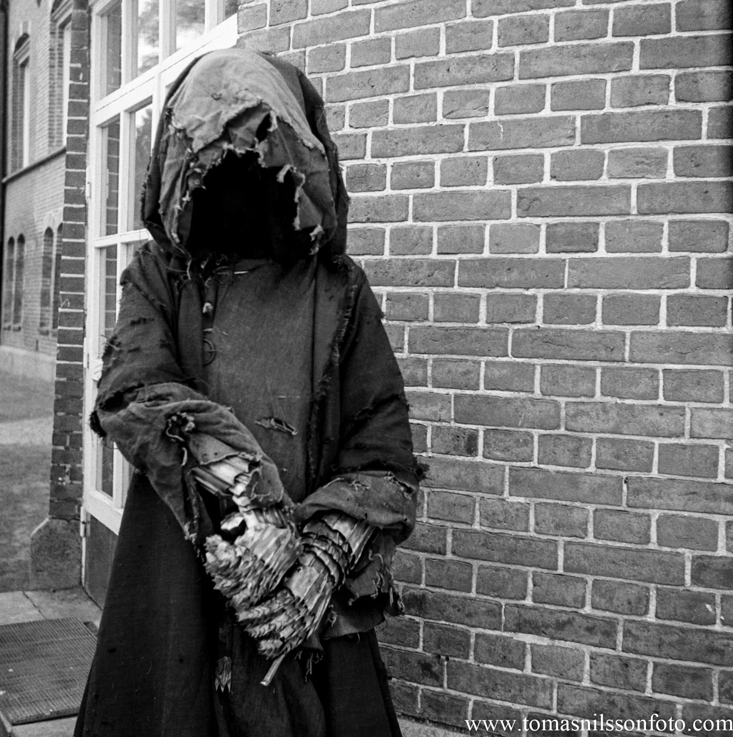 I did not envy this guy for walking around in the Nazgul outfit in the heat!