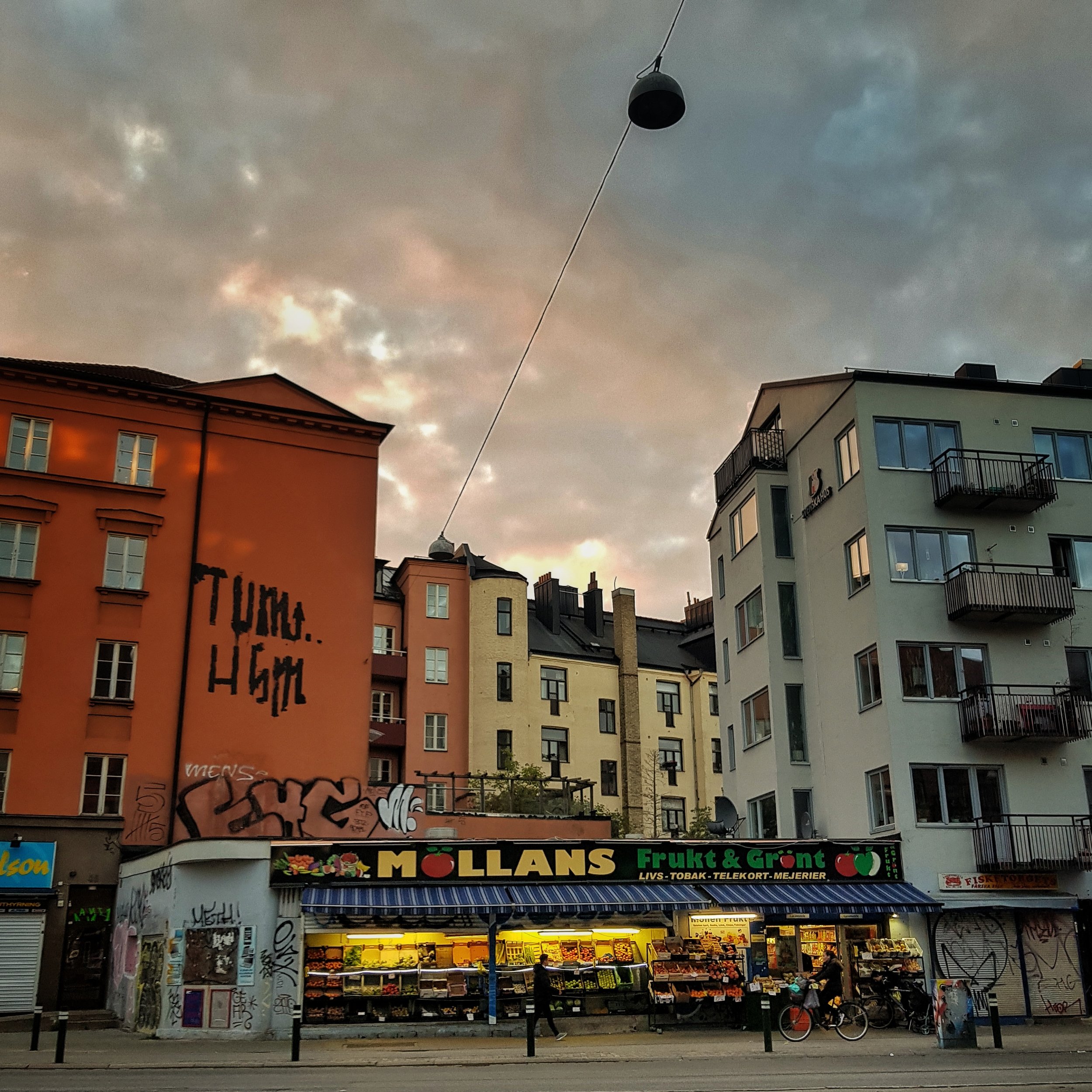 Day 272 - September 29: Store at twilight