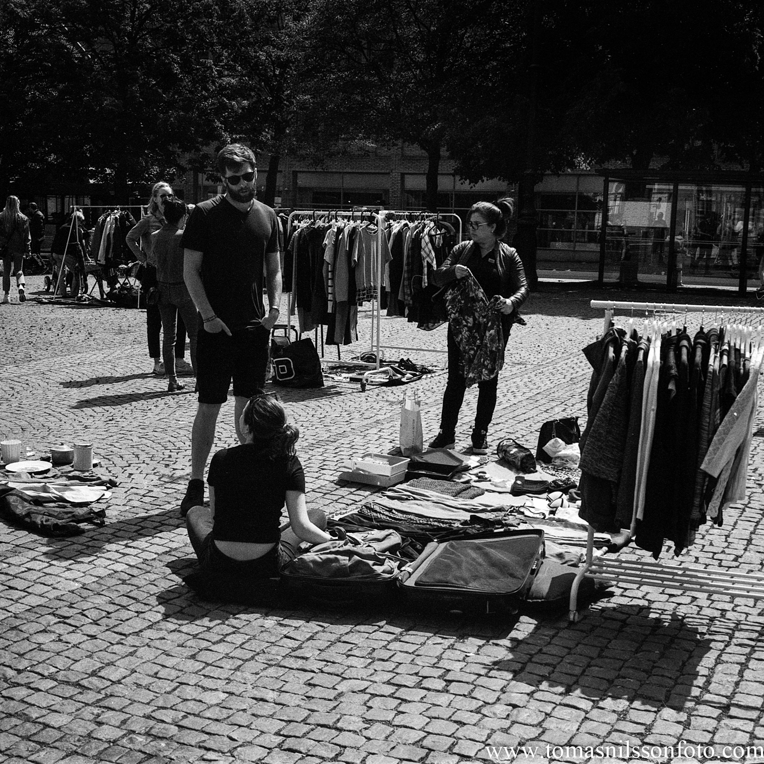 Day 164 - June 13: Chasing bargains at the flea market