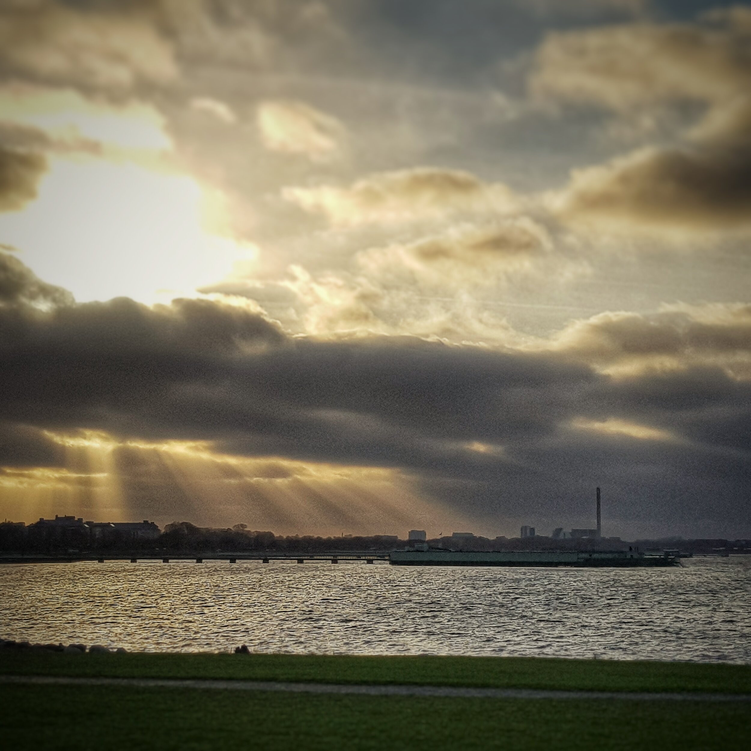 Day 20 - January 20: Rays over Ribersborg