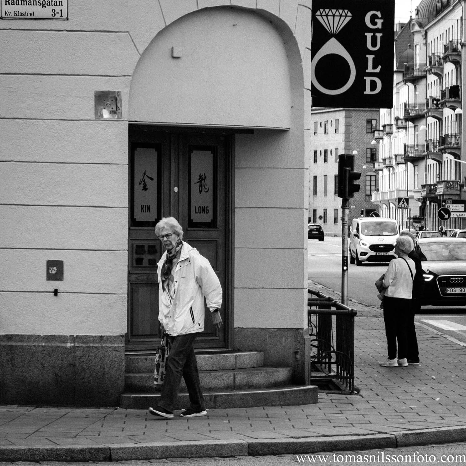 Day 286 - October 12: Spotting the photographer