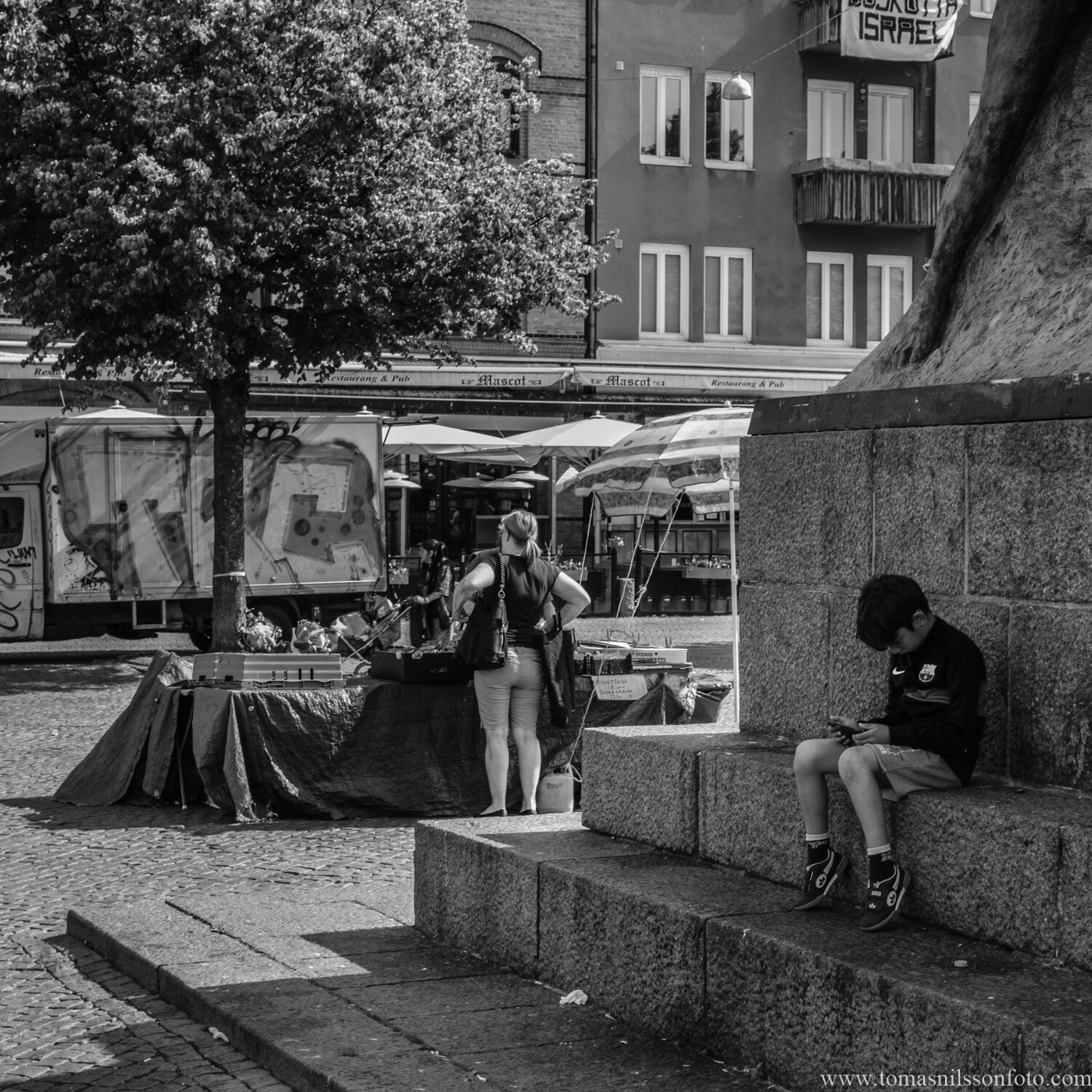 Day 174 - June 23: Alone in the shade