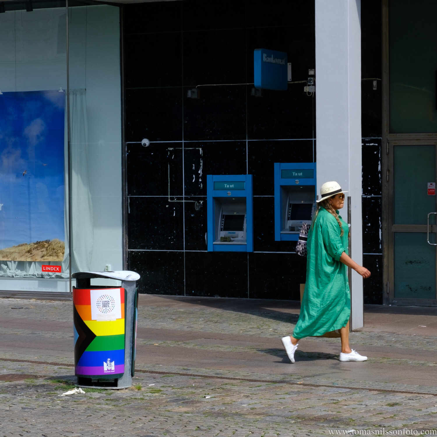 Day 209 - July 28: Colorful Streets