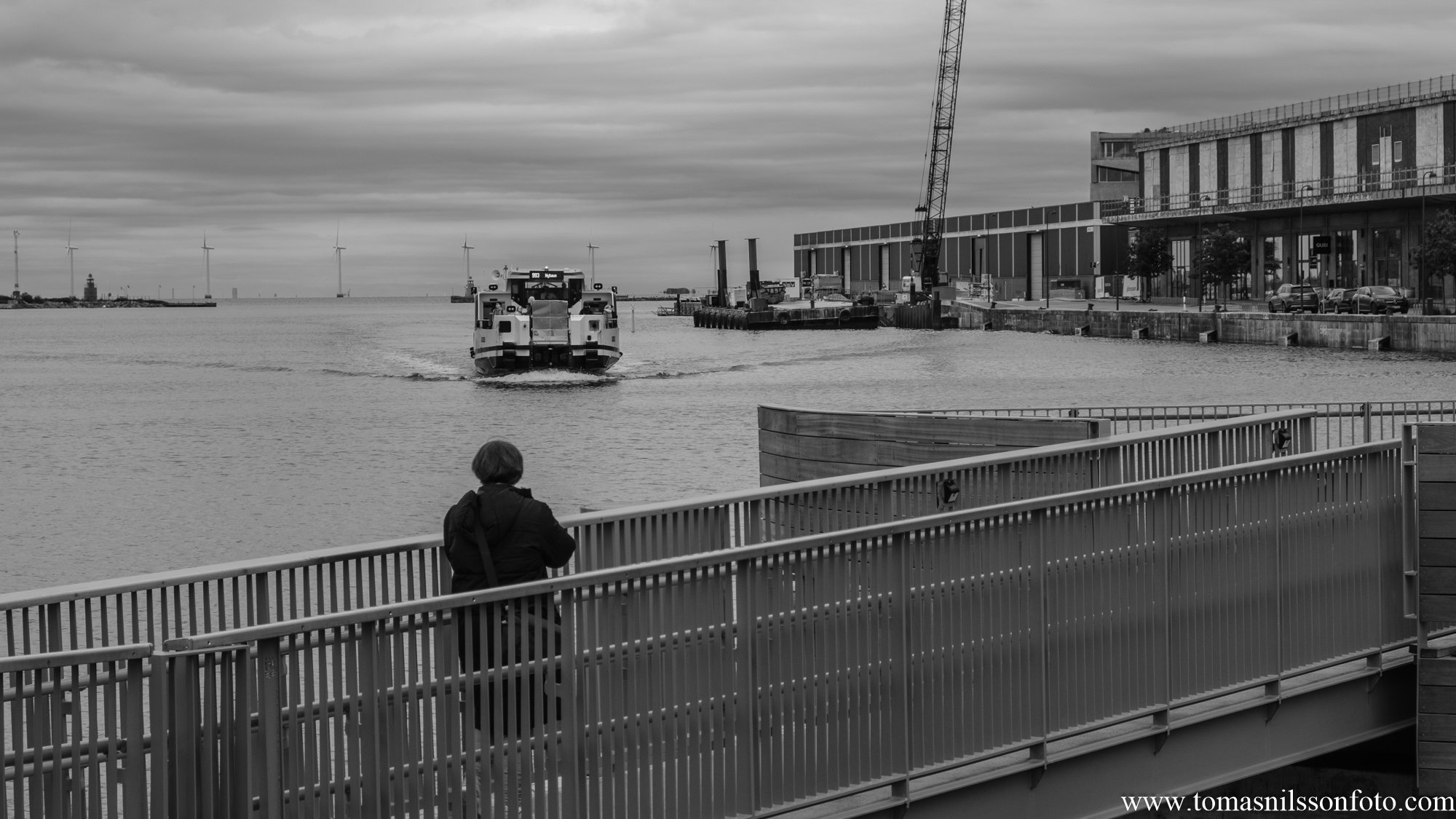 Waiting for the harbor bus (Copenhagen, Denmark, 2023)