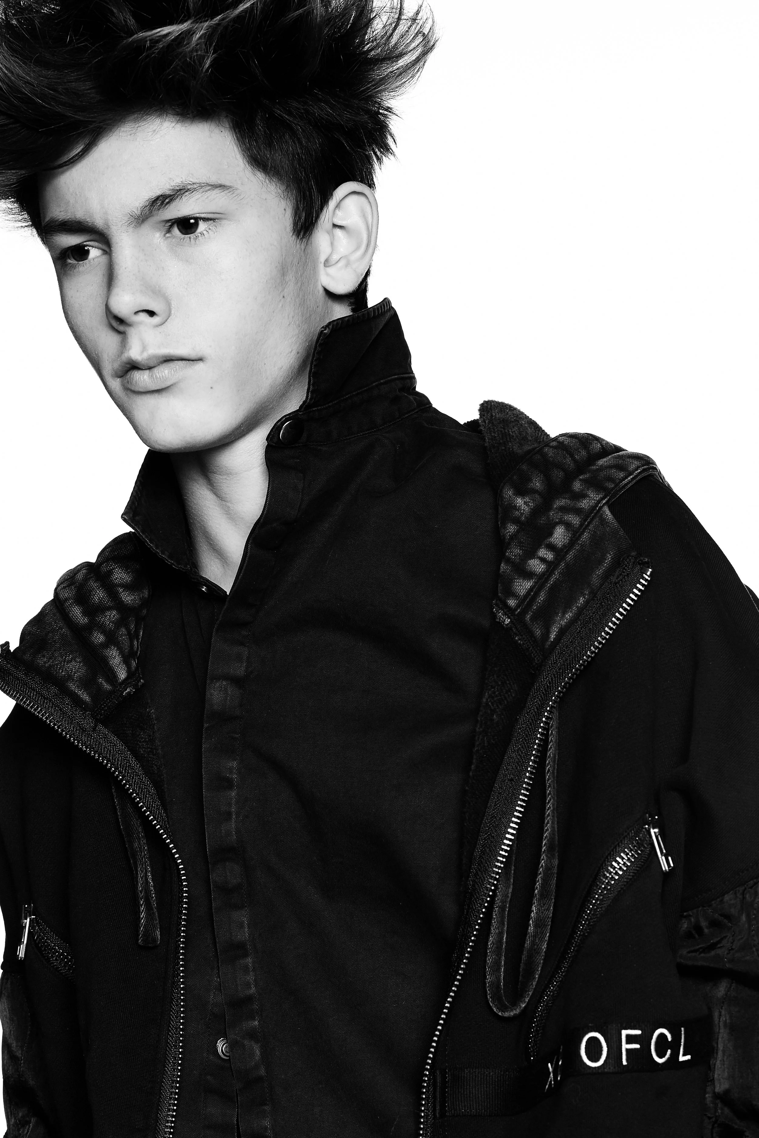Look 9_XB OFCL AW17 by Aldo Carrera10004_1.jpg