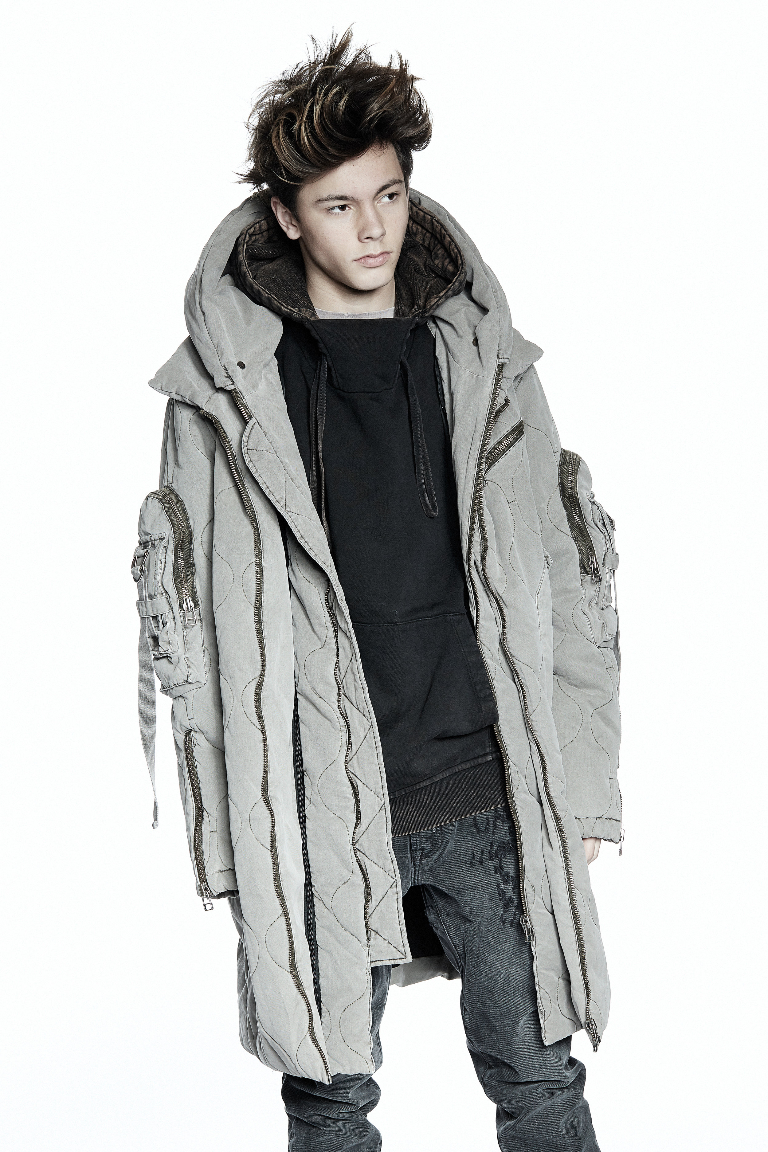 Look 11_XB OFCL AW17 by Aldo Carrera10135_1.jpg