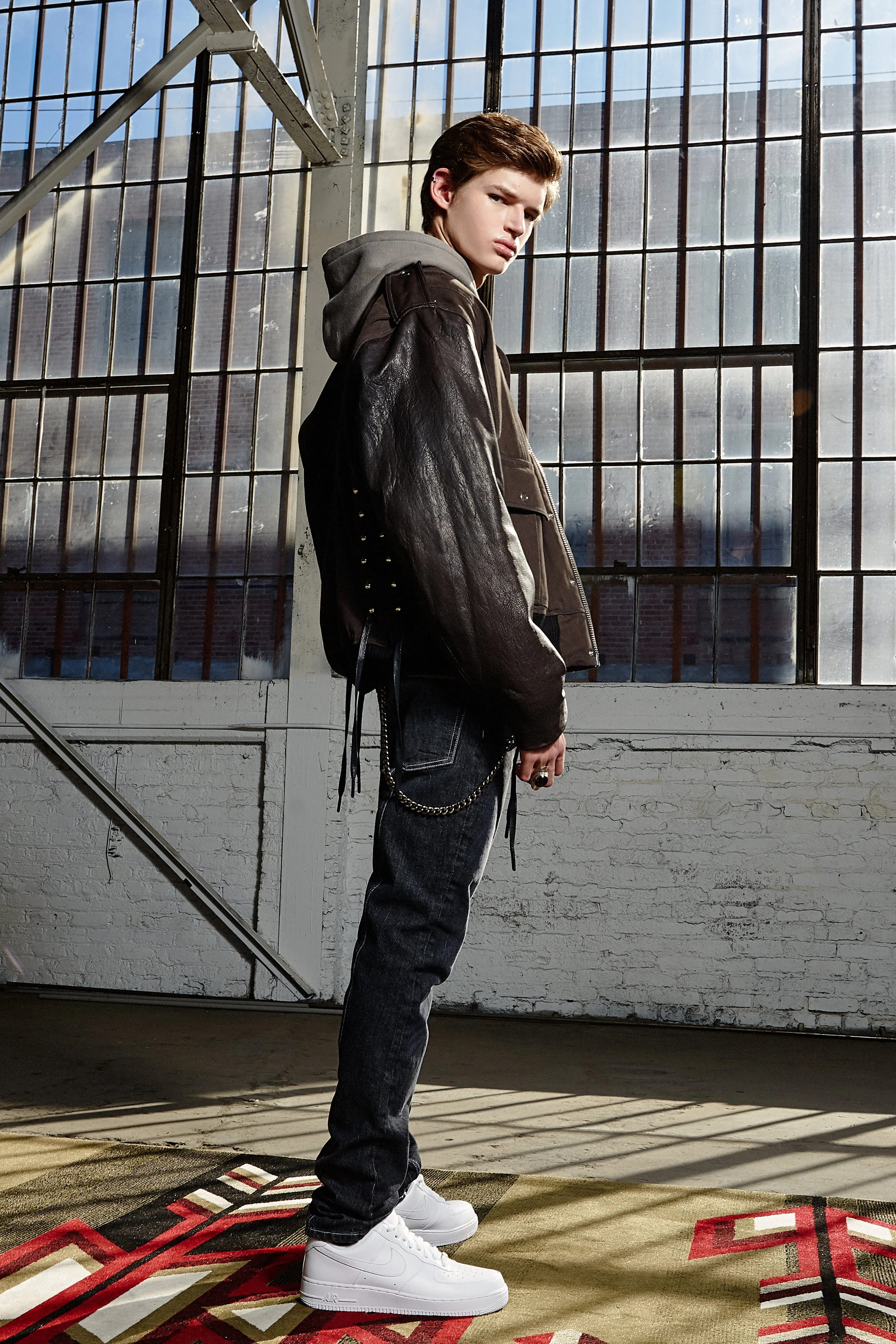 XB OFCL AW18 LOOK 7.jpg