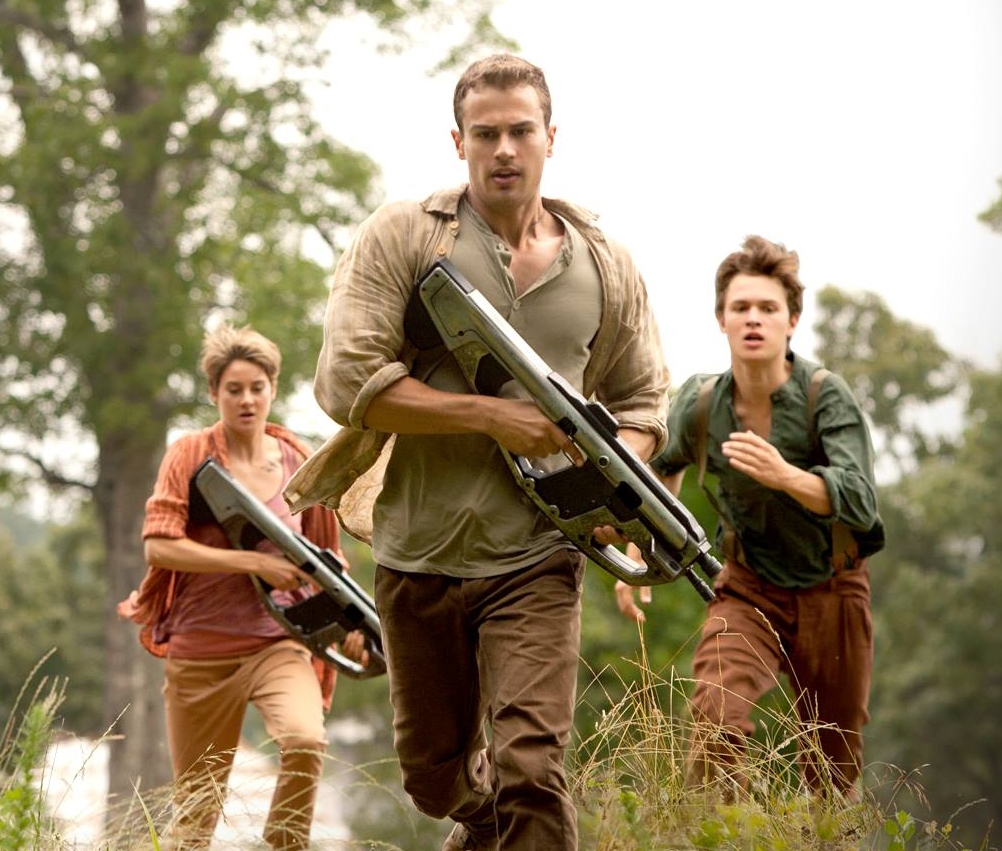 Shailene Woddley, Theo James and Ansel Elgort are back in, Insurgent