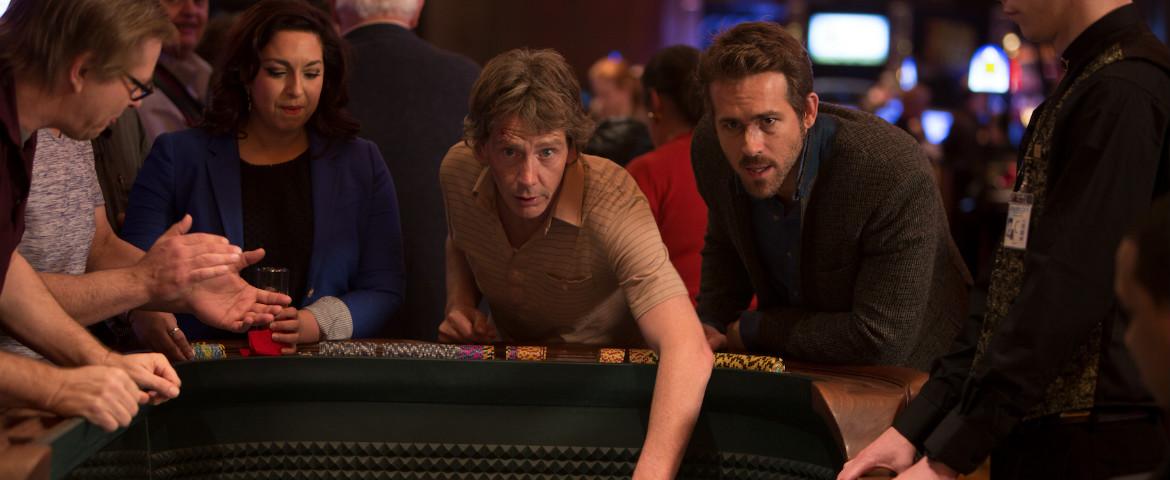 Ben Mendelsohn and Ryan Reynolds in Mississippi Grind