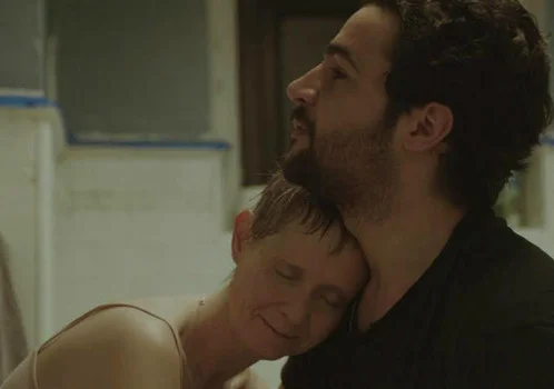 Cynthia Nixon and Christopher Abbot in James White