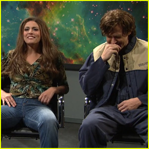 Gosling on Saturday Night Live trying to hold back his laughter
