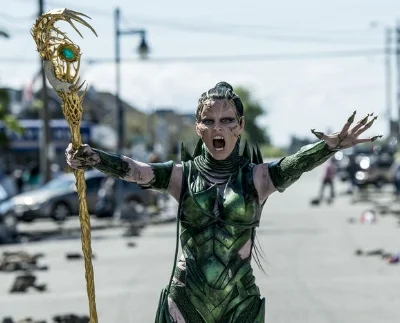 The Power Rangers - Elizabeth Banks and The Rangers