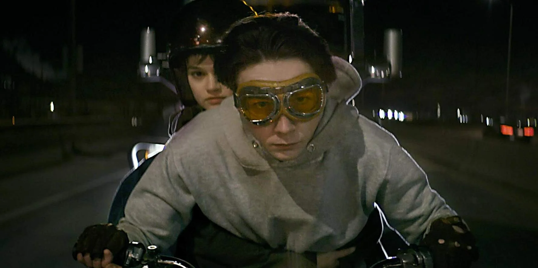 Mark McKenna and Ciara Bravo in, Wayne