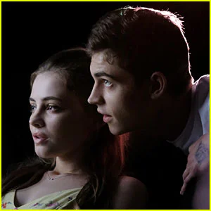 After - Interview with Josephine Langford, Hero Fiennes-Tiffin and Anna Todd