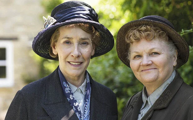 DOWNTON_ABBEY_PHYL_3406770b.jpg