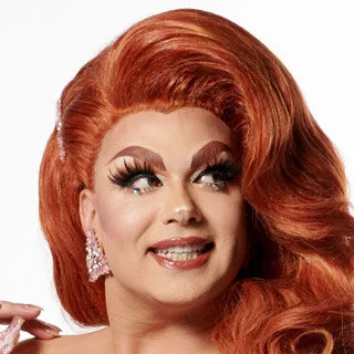 DRAGNIFICENT - ALEXIS MICHELLE INTERVIEW