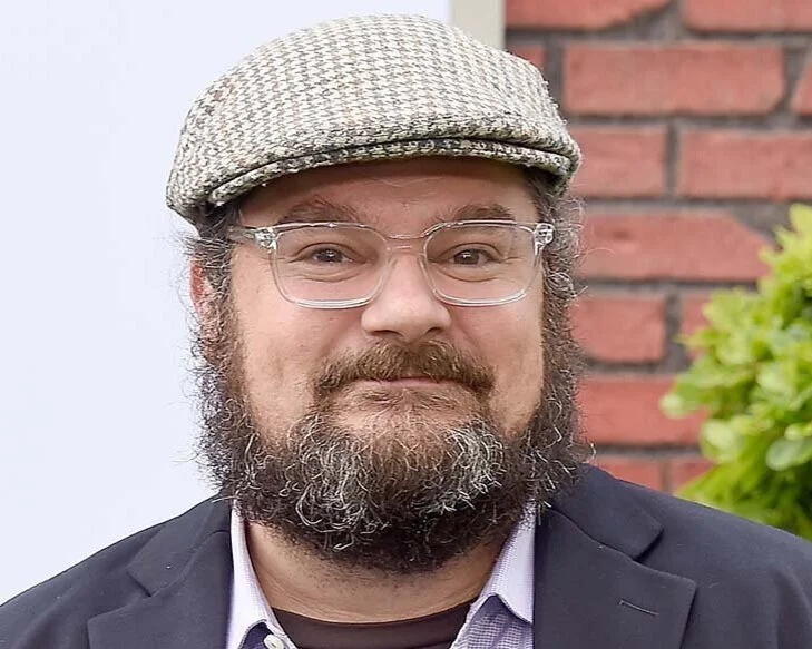 LOAFY - BOBBY MOYNIHAN TALKS "LOAFY" AND MORE