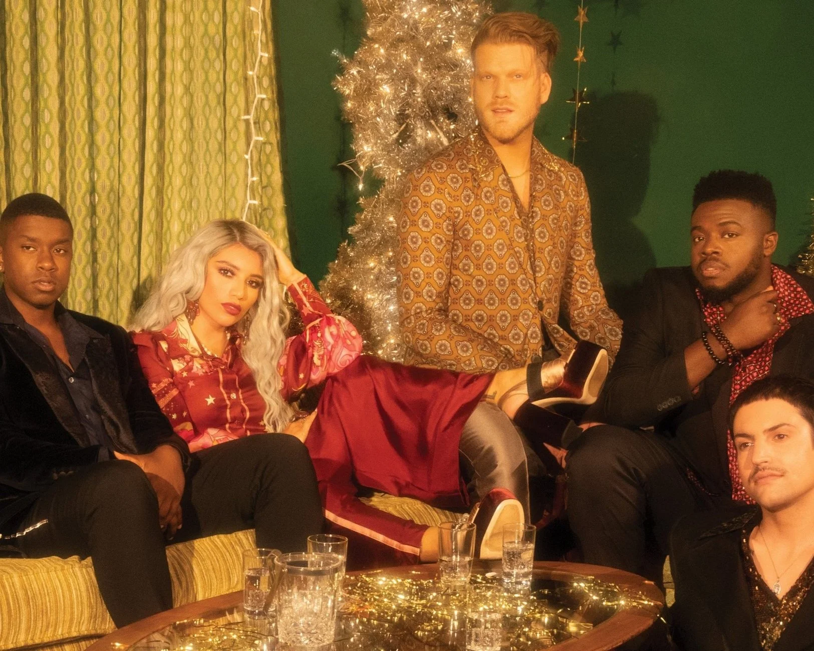 PENTATONIX -  HOLIDAY SPECIAL, ALBUM and TOUR INTERVIEW 