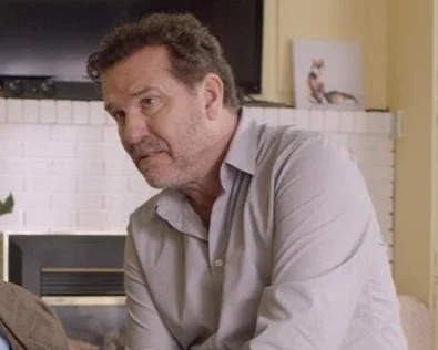 A GRAND ROMANTIC GESTURE - DOUGLAS HODGE INTERVIEW 