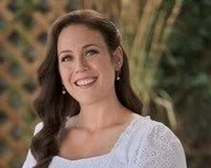 WHEN CALLS THE HEART - SEASON 9 - ERIN KRAKOW INTERVIEW
