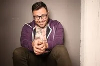 CATCHING UP WITH FUNNY MAN ELIOT GLAZER