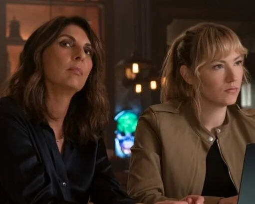 LEVERAGE REDEMPTION (S3) - CATCHING UP WITH STARS GINA BELLMAN anbd BETH RIESGRAF