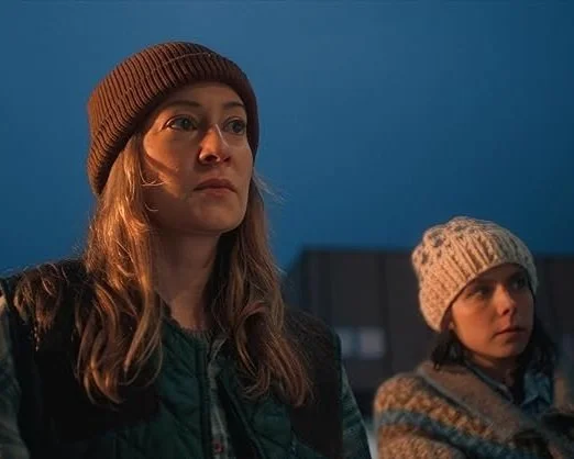 THE ISLAND BETWEEN TIDES - TALKING WITH THE STARS CAMILLE SULLIVAN and PALOMA  KWIATKOWSKI 
